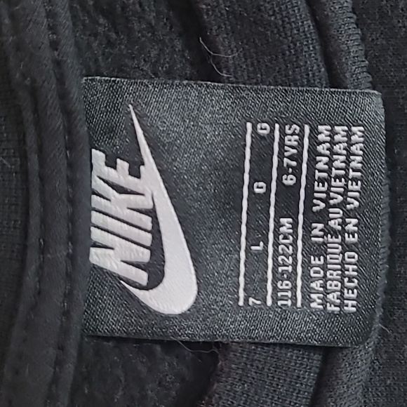 Nike Kids Black Sweatshirt Size 6/7 - Picture 2 of 7